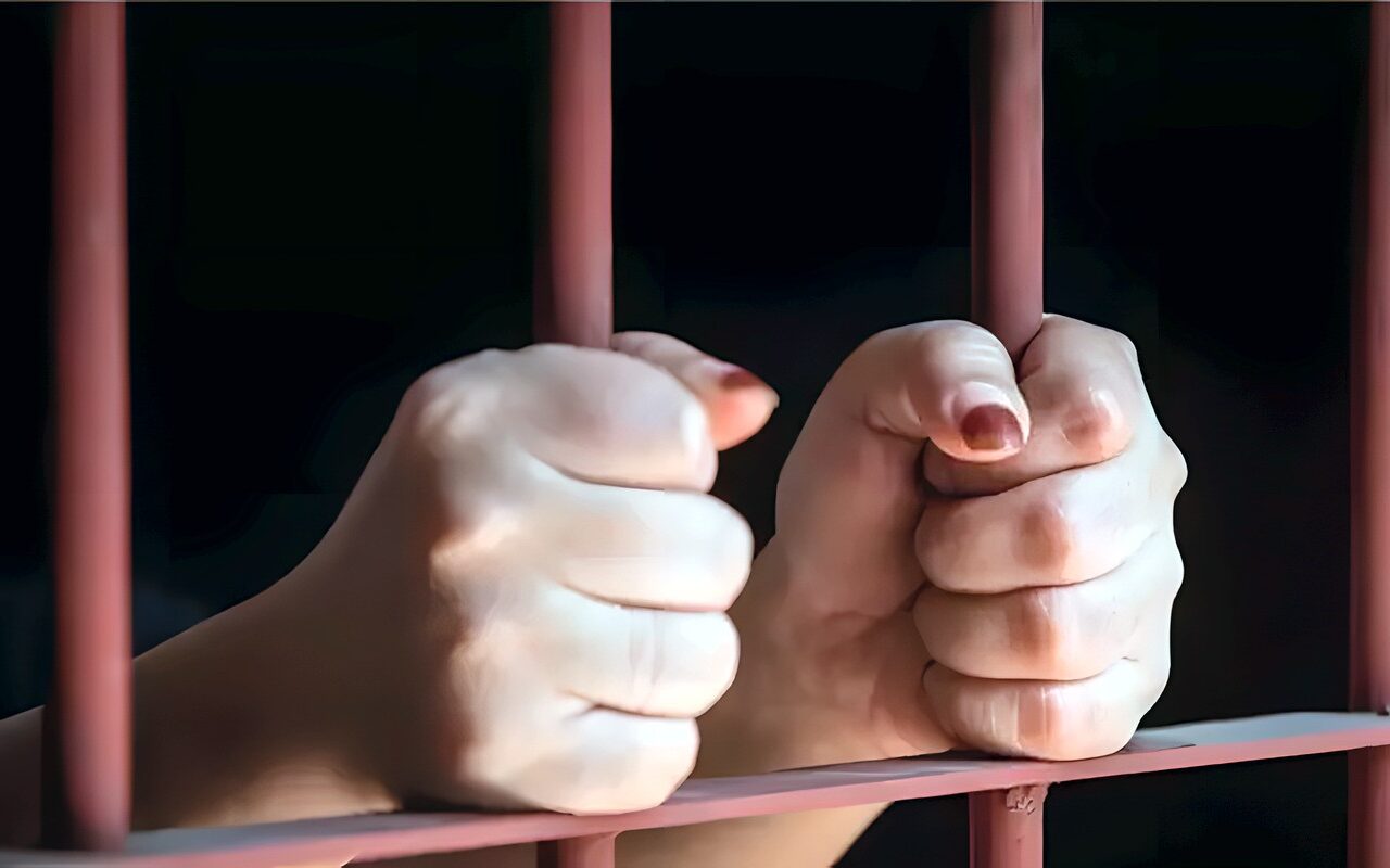 “كنت هستخدمه في التسول”.. اعترافات صادمة لسيدة حاولت خطف طفل من أسفل منزله بالمرج
