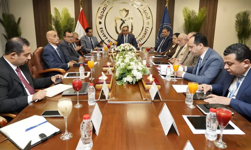 الرعاية الصحية تتخذ خطوات لتسريع التأمين الصحي الشامل وزيادة حوافز أطباء الأسرة