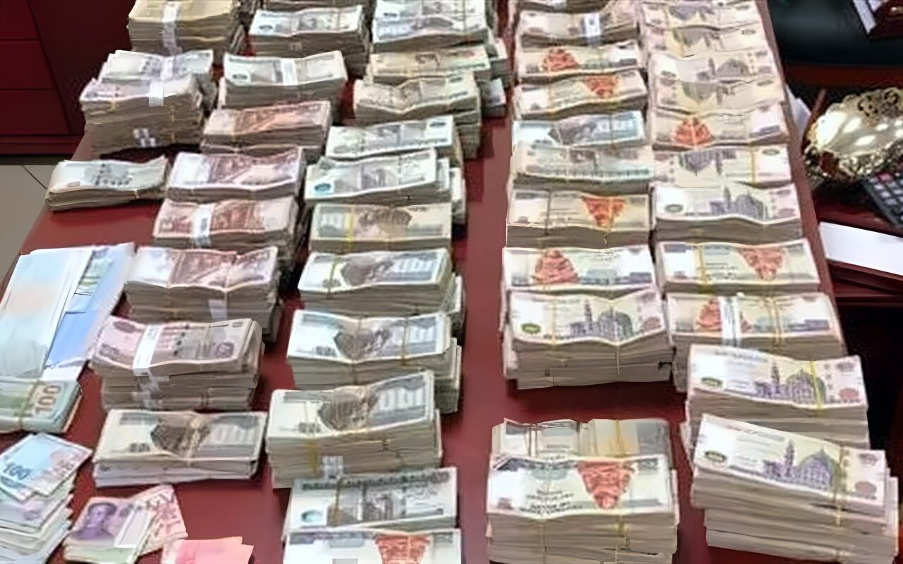 ضبط عنصرين جنائيين بتهمة غسل 90 مليون جنيه من تجارة المخدرات