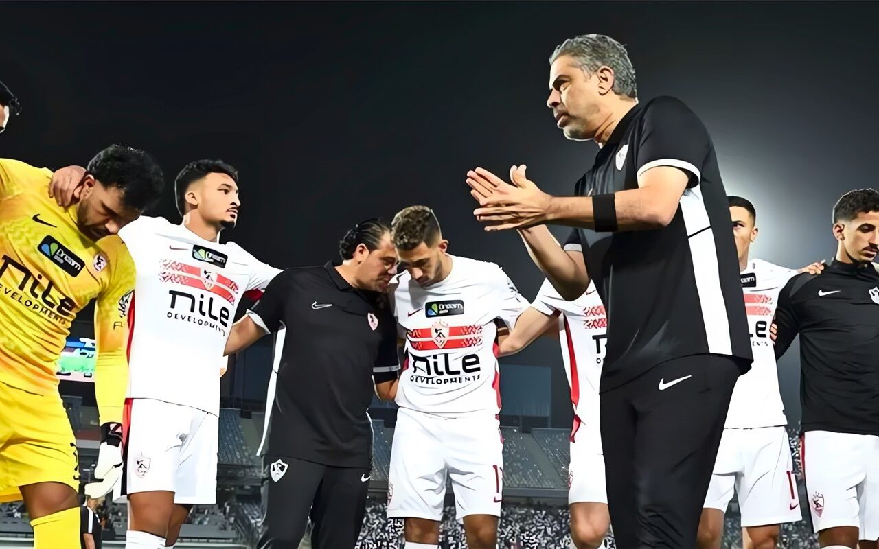 محاضرة فنية من معتمد جمال للاعبي الزمالك قبل مواجهة بترول أسيوط