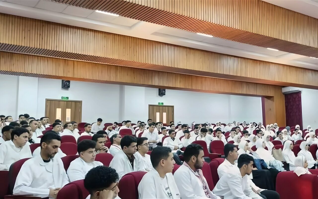 لرفع الوعي بمخاطر المخدرات، صندوق مكافحة الإدمان ينظم ورشا تدريبية لطلاب التمريض بالقاهرة وبورسعيد
