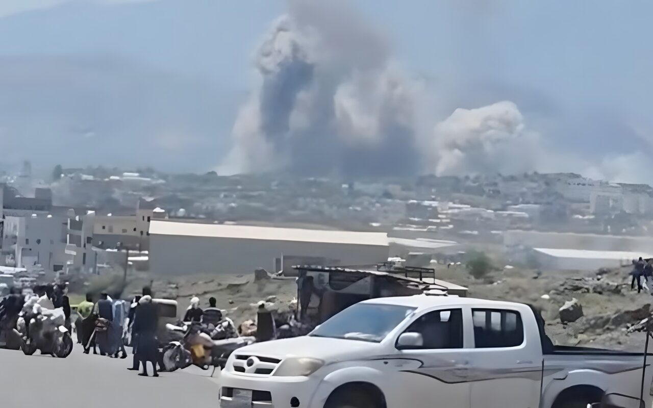 القوات المسلحة اليمنية: تنفذ غارات على أهداف قيمة في صعدة وصنعاء وتعز