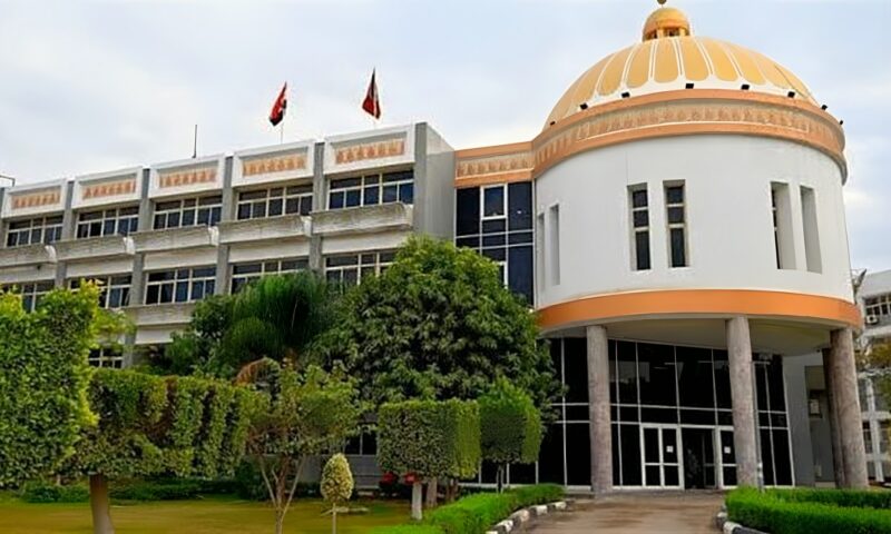 جامعة الفيوم تفتح باب التقديم لبرنامج الدراسات العليا في تطبيقات الذكاء الاصطناعي بعلوم الرياضة