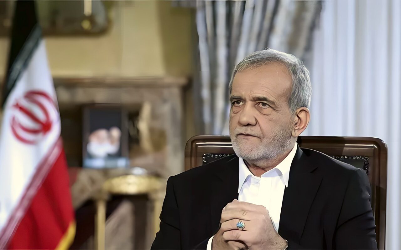 رئيس إيران يتوجه إلى روسيا الليلة