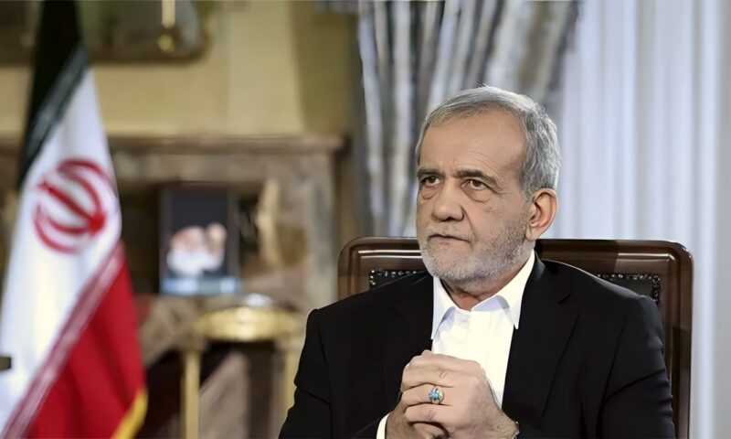 رئيس إيران يتوجه إلى روسيا الليلة