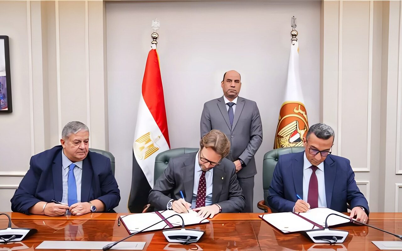 وزير العمل يشهد بروتوكول تعاون مع “إنتركونتيننتال سيتي ستارز” لتوفير فرص عمل