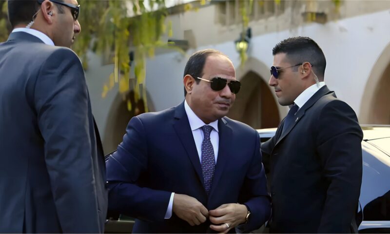 السيسي يصل موسكو للمشاركة في أعمال القمة “الروسية – الأفريقية” الثالثة