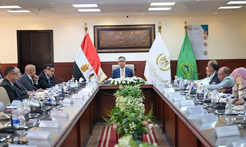وزير التموين: تأمين الاحتياطي الاستراتيجي من السلع الأساسية أولوية لضمان استقرار الأسواق وتلبية احتياجات المواطنين