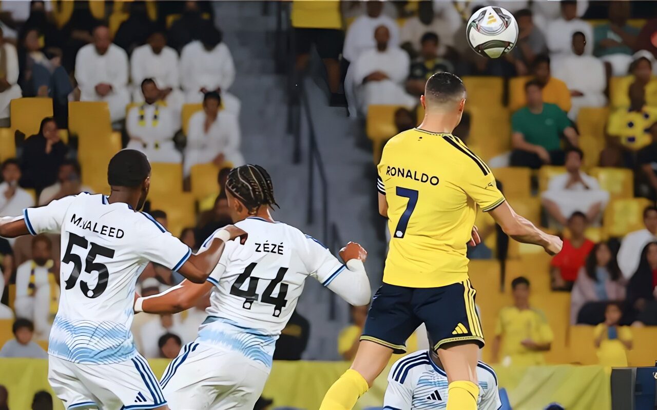 شوط أول سلبي بين النصر ونيوم في الدوري السعودي (صور)