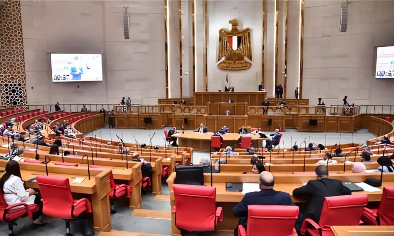 بسبب نزلات البرد والعدوى التنفسية، طلب إحاطة بشأن تقييمات الطلاب المتغيبين لأسباب صحية