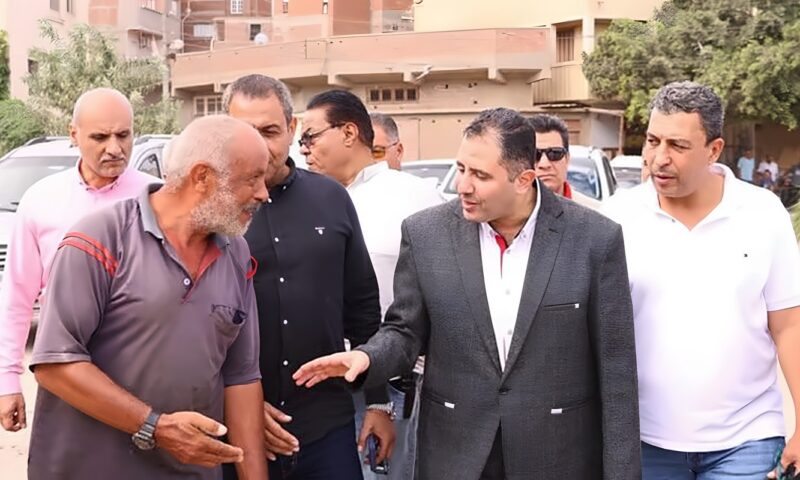 محافظ دمياط يتابع أعمال رفع كفاءة طريق شط جريبة