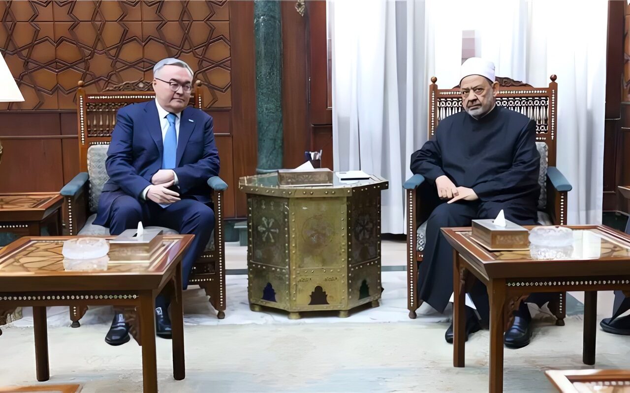 شيخ الأزهر: القرآن الكريم أقر الاختلاف بين البشر في ألوانهم ولغاتهم ومعتقداتهم