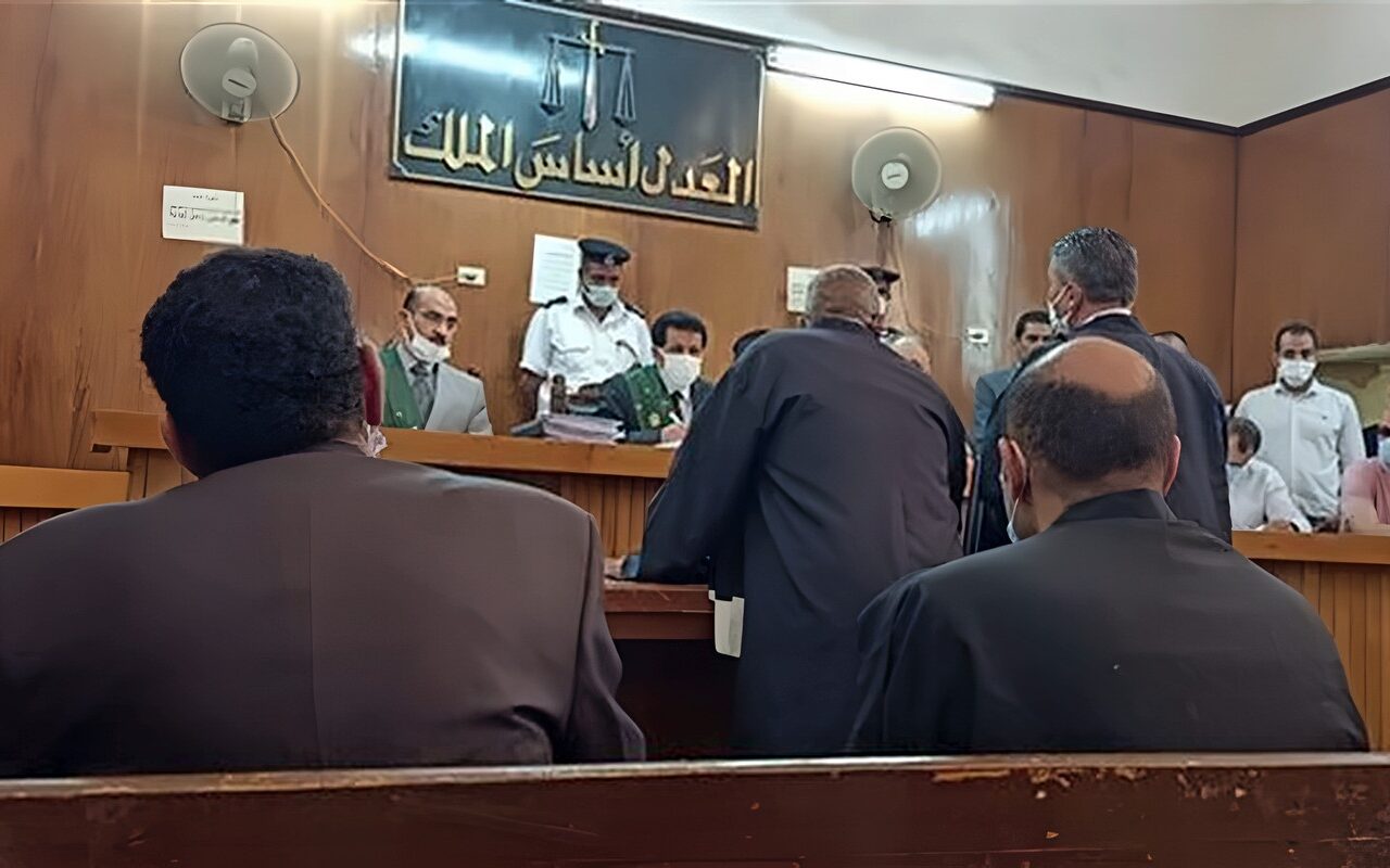 قتلها والدها جوعا، تأجيل نظر قضية الطفلة سارة حمدي لجلسة 2 نوفمبر لسماع الشهود