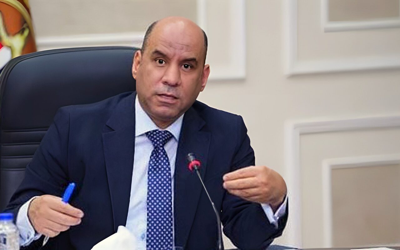 وزارة العمل تنفذ 49 حملة وتفتش على 910 منشآت خلال 4 أيام.. لتعزيز السلامة والصحة المهنية