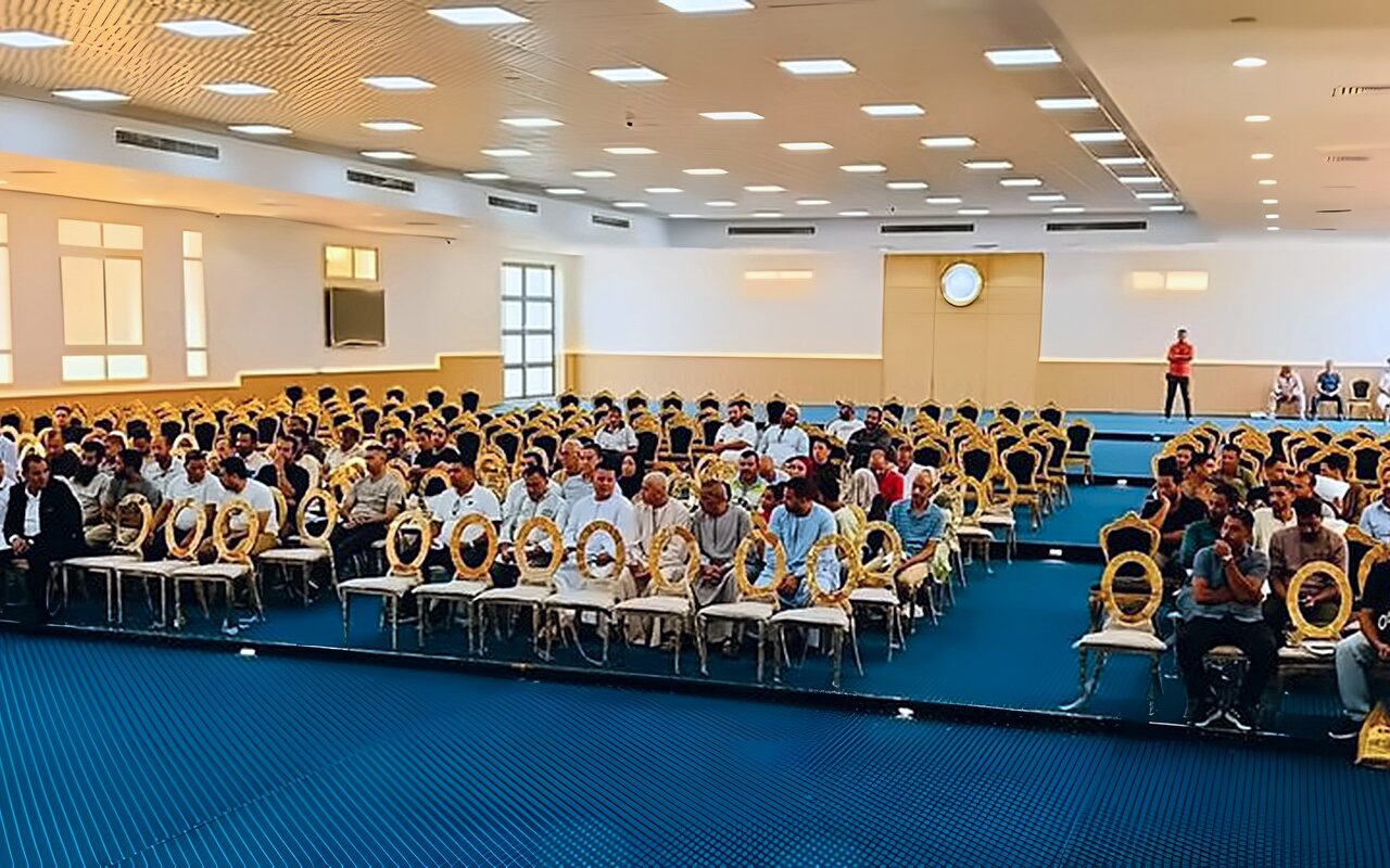بيع واحدت تجارية وإدارية فى مزادٍ علني بمدينة أخميم الجديدة