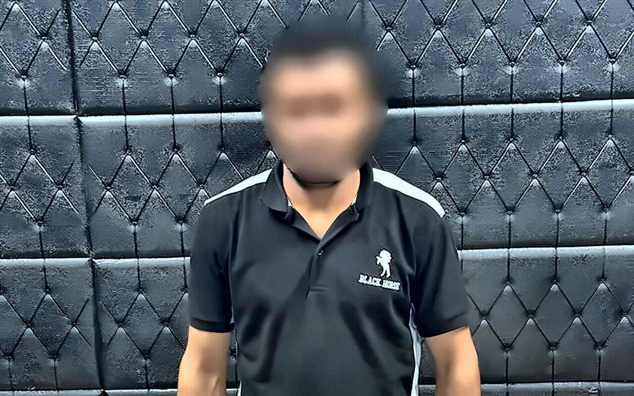 ضبط طالب بالجيزة روّج لبيع الألعاب النارية عبر مواقع التواصل، ومفاجأة في اعترافاته