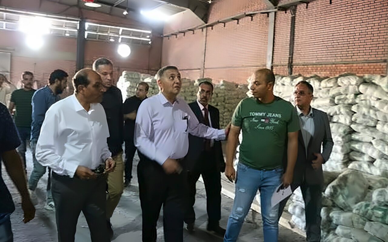 محافظ القليوبية يتفقد مخازن السلع الاستراتيجية بقليوب بطاقة استيعابية 24 ألف طن
