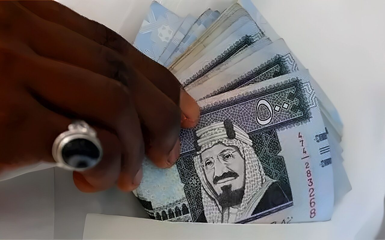 أسعار الريال السعودي في مصر اليوم السبت 10 أكتوبر