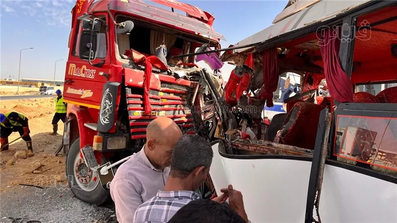 وزير التعليم العالي يتابع الحالة الصحية للطلاب في حادث تصادم أتوبيس وسيارة نقل ببني سويف