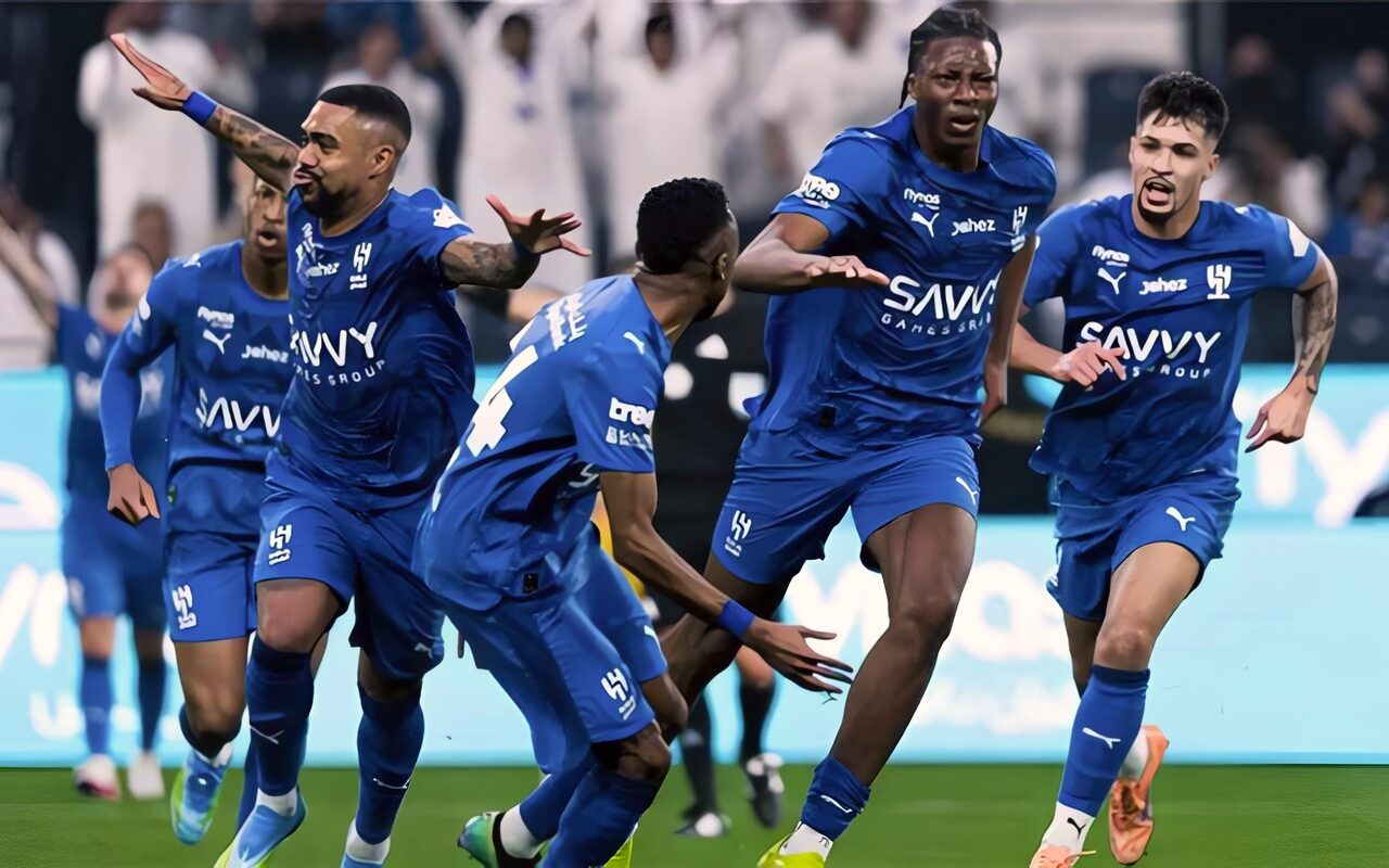 الدوسري يقود، التشكيل الرسمي لمباراة الشمال والهلال بدوري أبطال آسيا