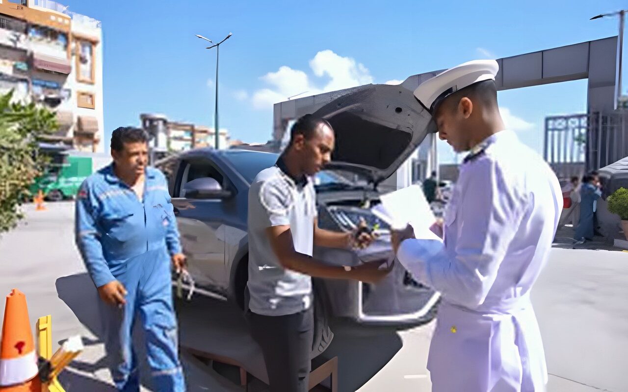 الداخلية: تخفيض تكاليف استخراج وتجديد تراخيص السيارات والقيادة بنظام الشباك الواحد (فيديو)