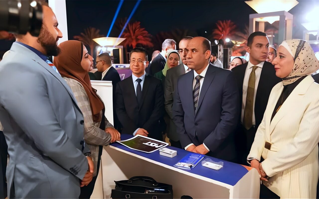كيف تقدم على وظائف ملتقى هواوي؟ الرابط والتخصصات المتاحة ومدة التسجيل الإلكتروني