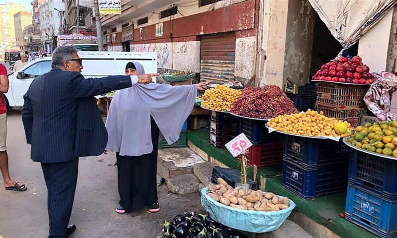 محافظ الدقهلية يتفقد السوق الحضاري بطلخا ويشدد على منع عودة الباعة الجائلين