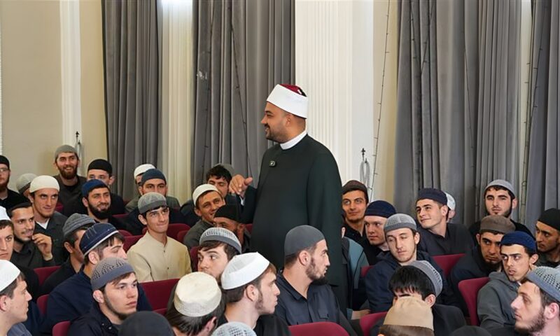 أمين عام «الأعلى للشئون الإسلامية» من داغستان: 5 ركائز تصوغ شخصية طالب العلم الشرعي