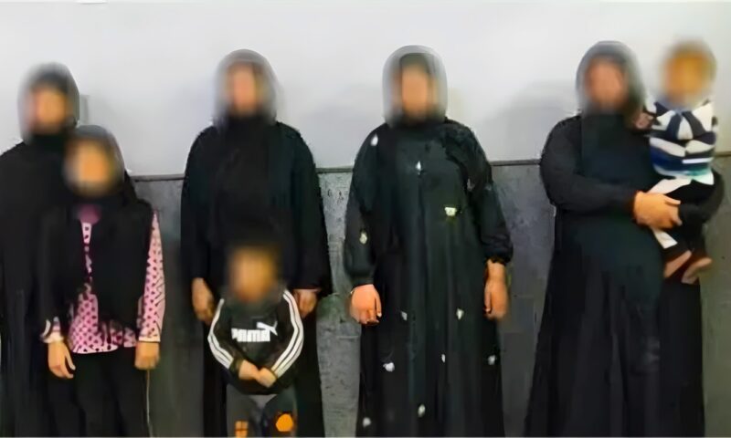 ضبط 8 سيدات بتهمة استغلال طفل في التسول وبيع السلع بإلحاح بالجيزة