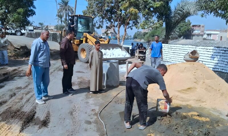 محافظ أسيوط يوجه بمتابعة أعمال إنشاء المواقف الجديدة لتنظيم حركة النقل الداخلي