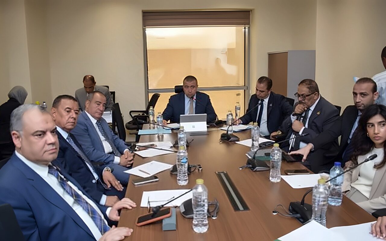 صناعة النواب: نستهدف معالجة التشوهات الجمركية وتوطين صناعة الماكينات وملف القري المنتجة