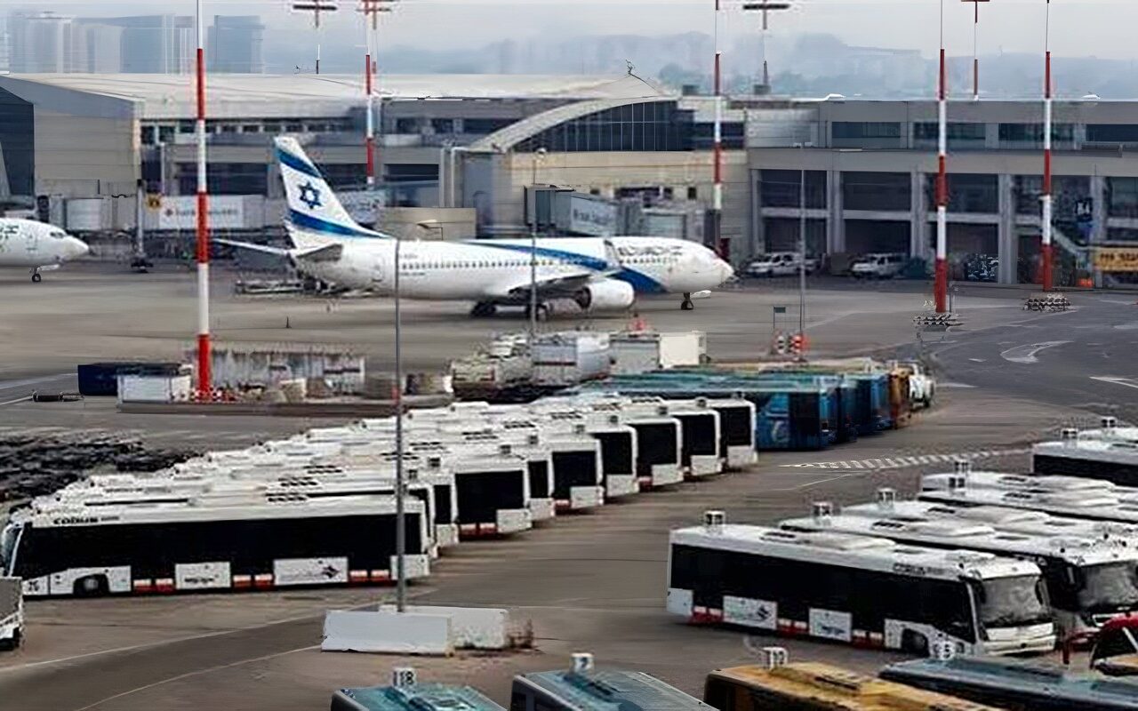 هلع في إسرائيل بعد بلاغ عن قنبلة على متن طائرة هبطت بمطار بن جوريون