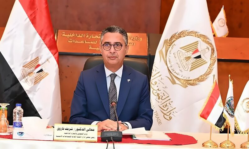 60 ألف طن قمح و66 ألف رغيف يوميًا، تفاصيل الحالة التموينية بالدقهلية (صور)
