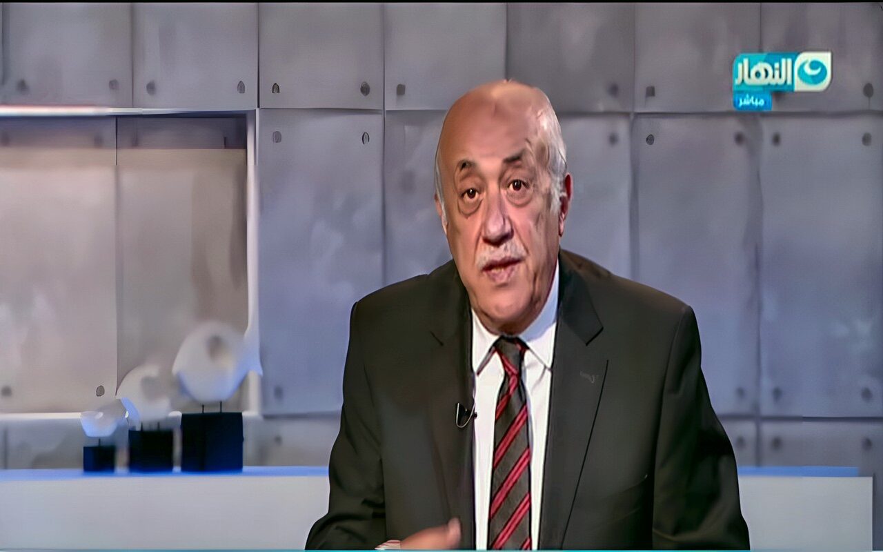 فتحي سند يطالب بمنح مواهب منتخب الشباب فرصة المشاركة مع الأندية