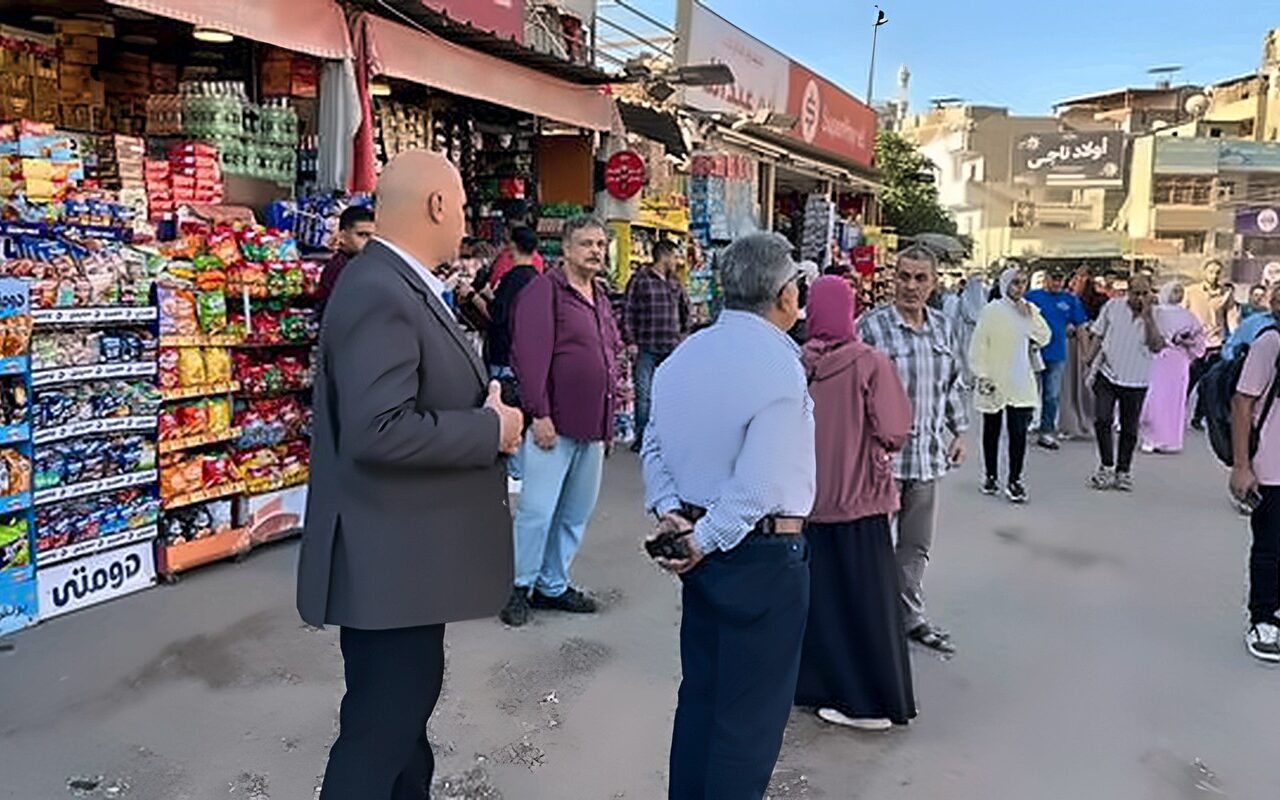 محافظ الدقهلية يتفقد مواقف سيارات سندوب والاستاد بالمنصورة
