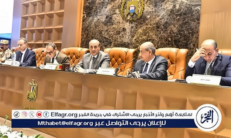 محافظ أسيوط يترأس اجتماعا للمجلس التنفيذي للمحافظة