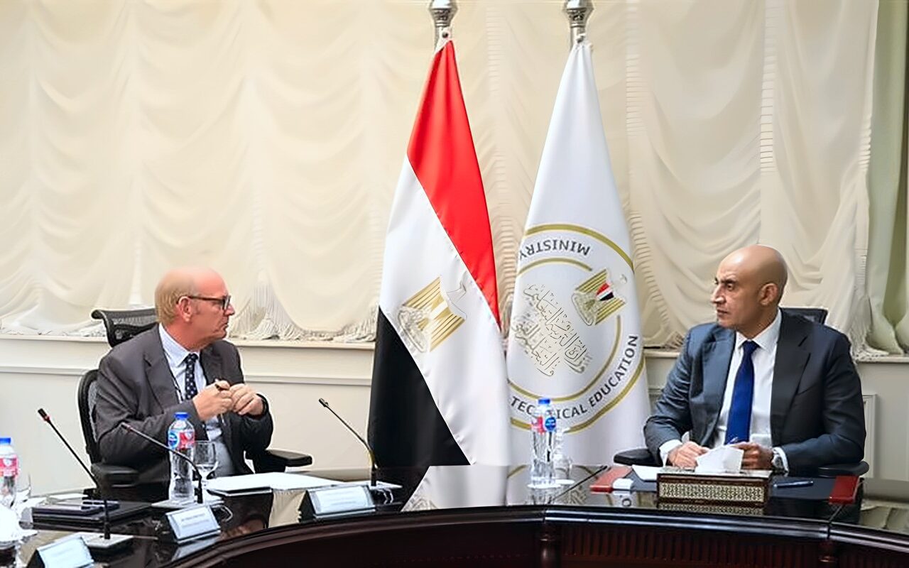 محمد عبد اللطيف يبحث مع وفد الوكالة الألمانية تعزيز التعاون في تطوير منظومة التعليم الفني