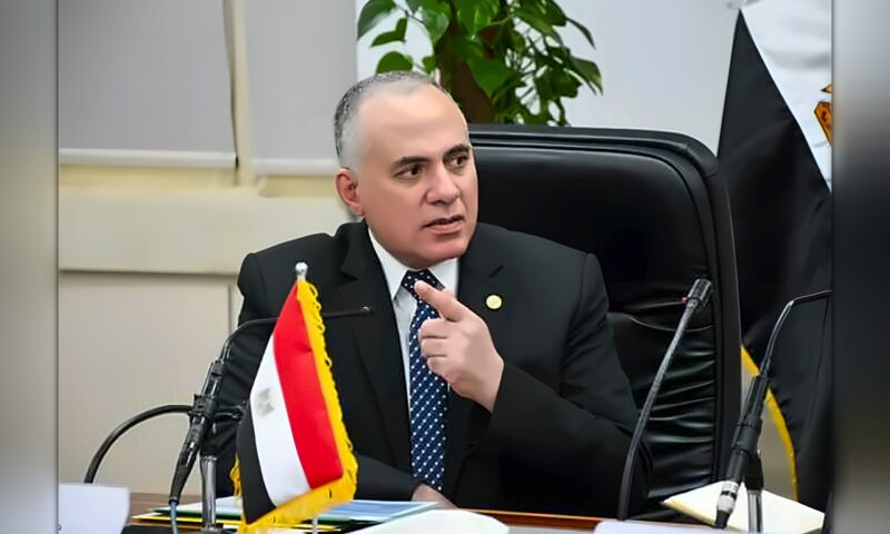 محمد عبدالعاطي: «مصر لا تطلب بدعة في ملف النيل.. وإدارة الأنهار الدولية تقوم على التوافق»