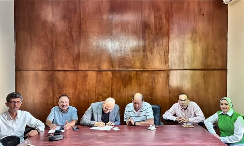 الكاتب الصحفي أحمد بسيوني يتقدم بأوراق ترشحه لانتخابات نقابة الصحفيين الفرعية بالإسكندرية