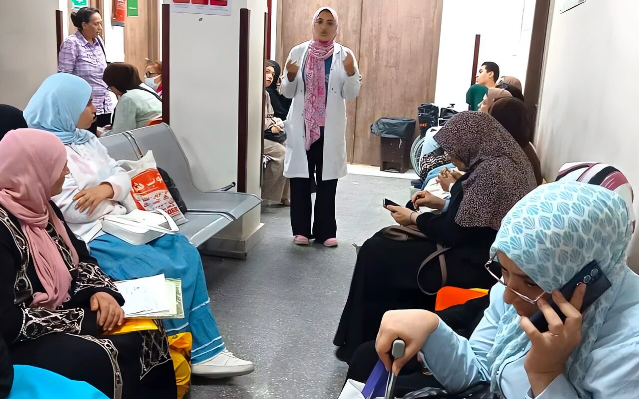 معهد ناصر يطلق برنامج دعم نفسي لمرضى الأورام وأسرهم