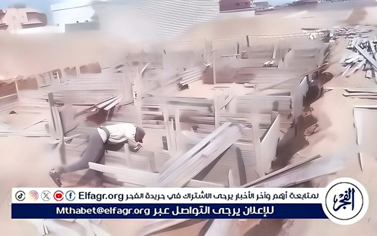 إزالة وإيقاف 3 حالات تعدٍّ بناء علي الأراضي الزراعية بقرية الفردان بالإسماعيلية