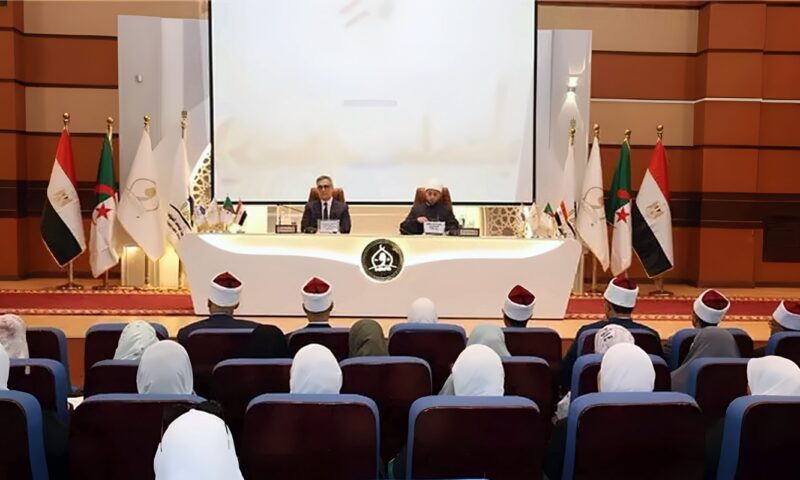 وزير الأوقاف والسفير الجزائري بالقاهرة يفتتحان الدورة التدريبية المشتركة لواعظات الجزائر ومصر بأكاديمية الأوقاف الدولية