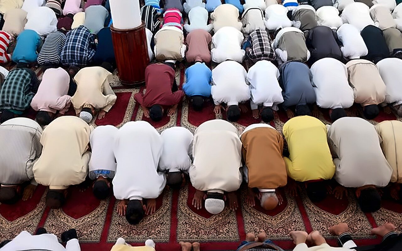 ما حكم قضاء الصلاة المتروكة عمدا وهل يرتفع الإثم بمجرد القضاء؟ الإفتاء تجيب
