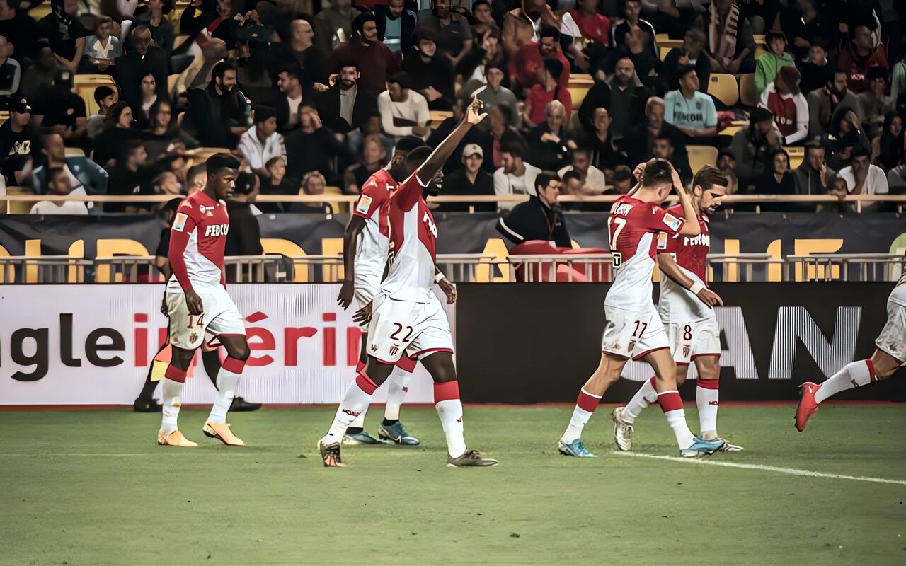 دوري المؤتمر الأوروبي.. موناكو يتقدم على فرايبورج 1-0 بالشوط الأول