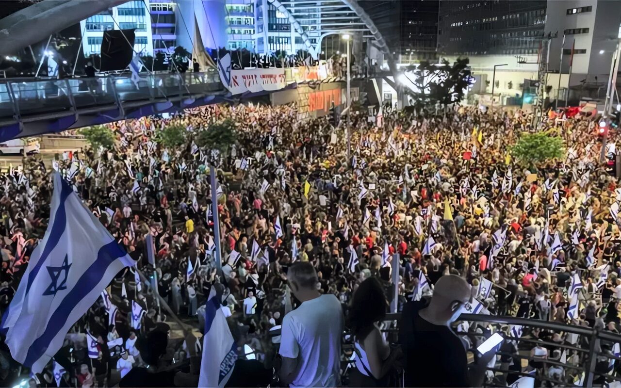 مظاهرات في إسرائيل للمطالبة بتشكيل حكومة “يهودية – عربية” مشتركة