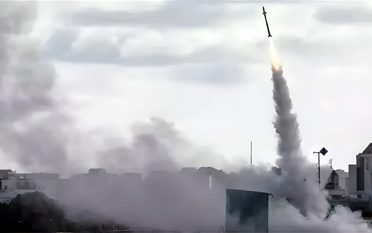 تحالف دعم الشرعية يعترض صاروخا حوثيا باتجاه السعودية
