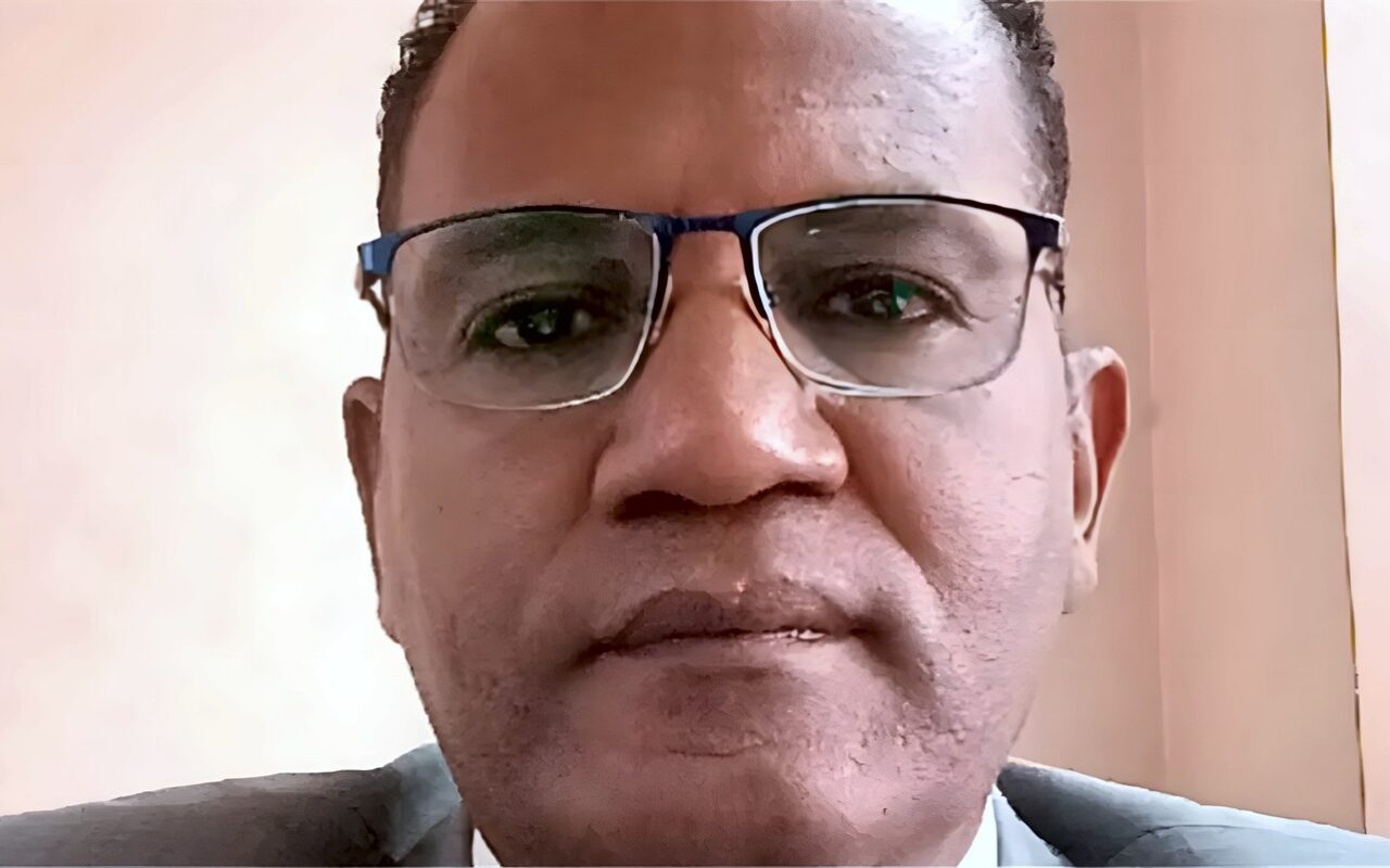 تكليف نميري مرسي بتسيير أعمال رئيس الإدارة المركزية للشئون القانونية بجامعة القاهرة