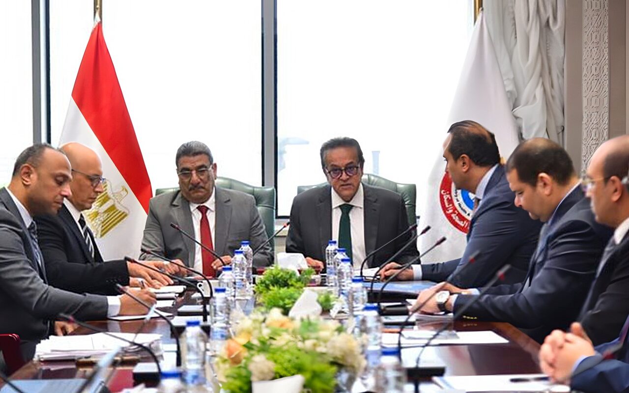قرارات جديدة لتسريع التأمين الصحي الشامل، 50% من سكان مصر تحت مظلة المنظومة بحلول 2030
