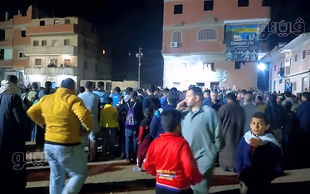 سقوط حائط ينهي حياة شخص ويصيب 3 آخرين بالعياط