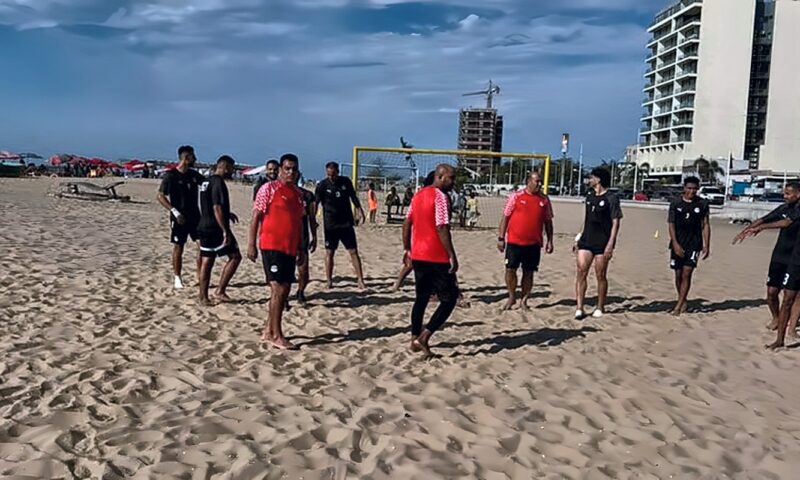منتخب الشاطئية يخوض مرانه الأول في لواندا قبل مواجهة أنجولا الأحد (صور)
